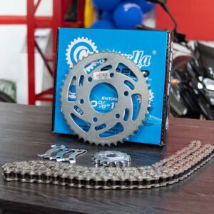 Cadena Casarella NS 200 racing